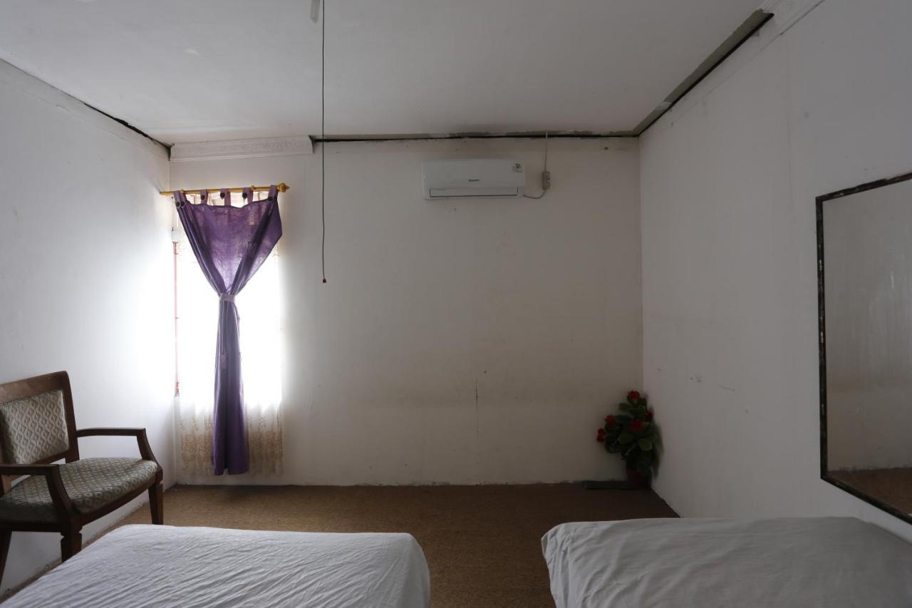 Oyo 93380 Penginapan Mangkoe Barokah Tanah Grogot Exteriör bild